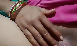 Indian woman impeding will not hear of pussy how torn and who tore it made bhosda