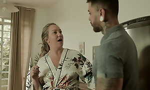 While cuckold pater works, hot milf ma gives chubby daughter's show one's age pussy shower