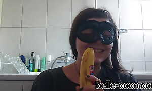 18yo ShyTeen fucks banana! Queasy Teen Pussy Orgasm