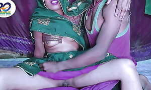 India Desi housewife green saree blouse me chudai hindi doggy freshen mein and boob press