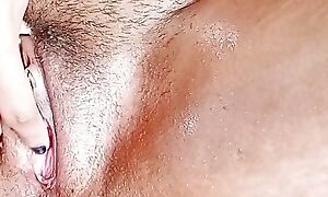 Pioneering Hindi sexy flick ''amazing desi bhabhi bath flick