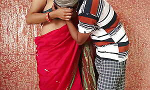 Desi Bhabhi Ka Ghaghra uthaya wedding me or fucked verge on real Hindi Audio