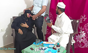 Muslim women fucked by the doctor before of the brush husband because she could not get pregnant (Threesome Sex)
