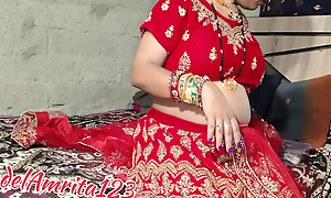 hot maa got massage before hard fuck in closeup in Hindi audio in village.