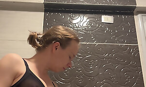 Hot Caricature approximately the Bathroom