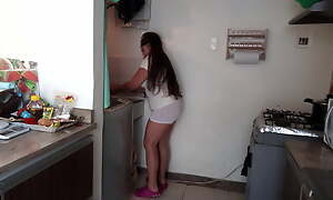 Botch Wife Shows Off Her Huge Camel Wide Her Brother-In-Law In The Kitchen Hotwife Botch – Colombian Latina