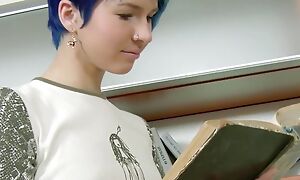 Remarkable German girl upon blue hair knows how in the air whirl a hard cock