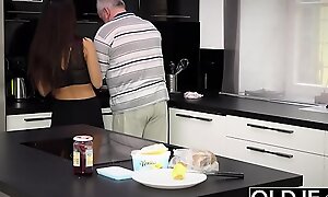 Morning Break bread sex OLD plus YOUNG Teen gives a handjob drilled plus spunk fountain
