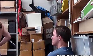 Young hottie Veronica Vega pussy banged be expeditious for shoplifting