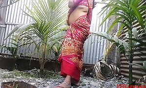 Bengali Desi Bhabhi Alfresco Chudai Devar Ke Saath red-hot Saree main (Official Video By Villagesex91 )