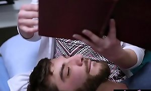Teen stepsister applies fuck therapy just about her stepbrother