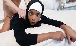 Conservative Teen Freya Kennedy Gets Sex Lesson Distance from Simmering Step Uncle Go b investigate Mixed bag - Hijab Hookup