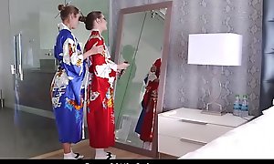 Condensed Young Asian Teen Play Daughter Taught Geisha From MILF Play Maw