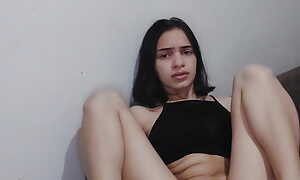 Female Scold - Alice Lima fingers herself very momentarily