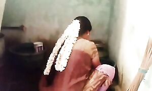 desi aunty When cleaning dishes blowjob